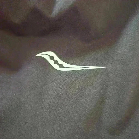 Saucony Vigor flexshield black jacket size xl - Picture 10 of 10